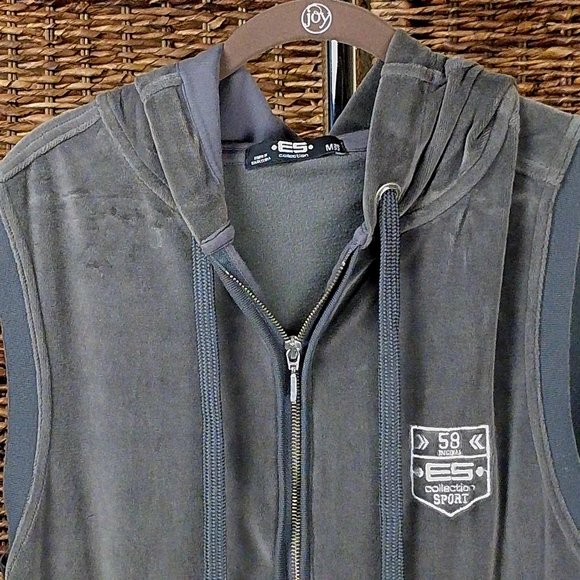 ES Collection Sleeveless Hoodie Medium - Picture 2 of 3